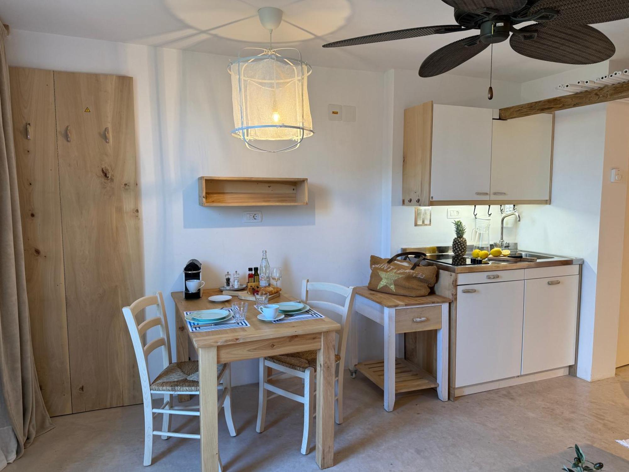 Pavi Apartments Vila Amalia Сило Экстерьер фото