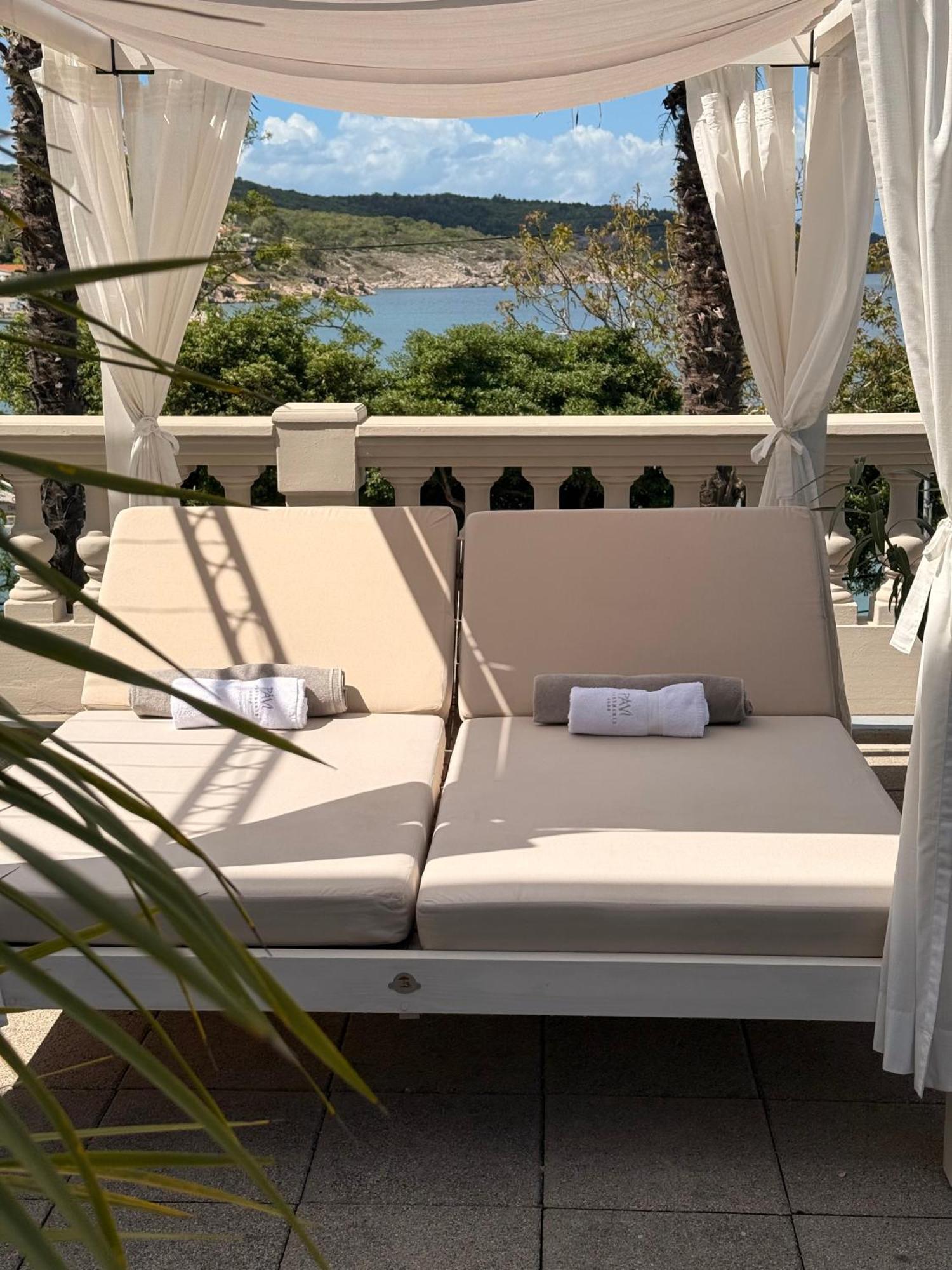 Pavi Apartments Vila Amalia Сило Экстерьер фото